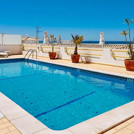Monaco Mit Pool 아파트 *